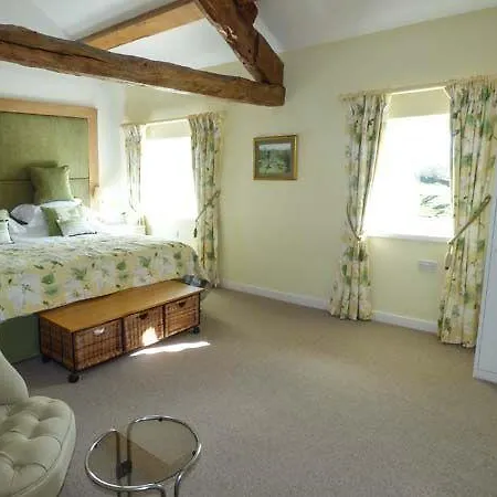 Kestrel * Grange-over-Sands